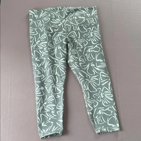 Athleta Capris Leggings - Picture 1 of 8